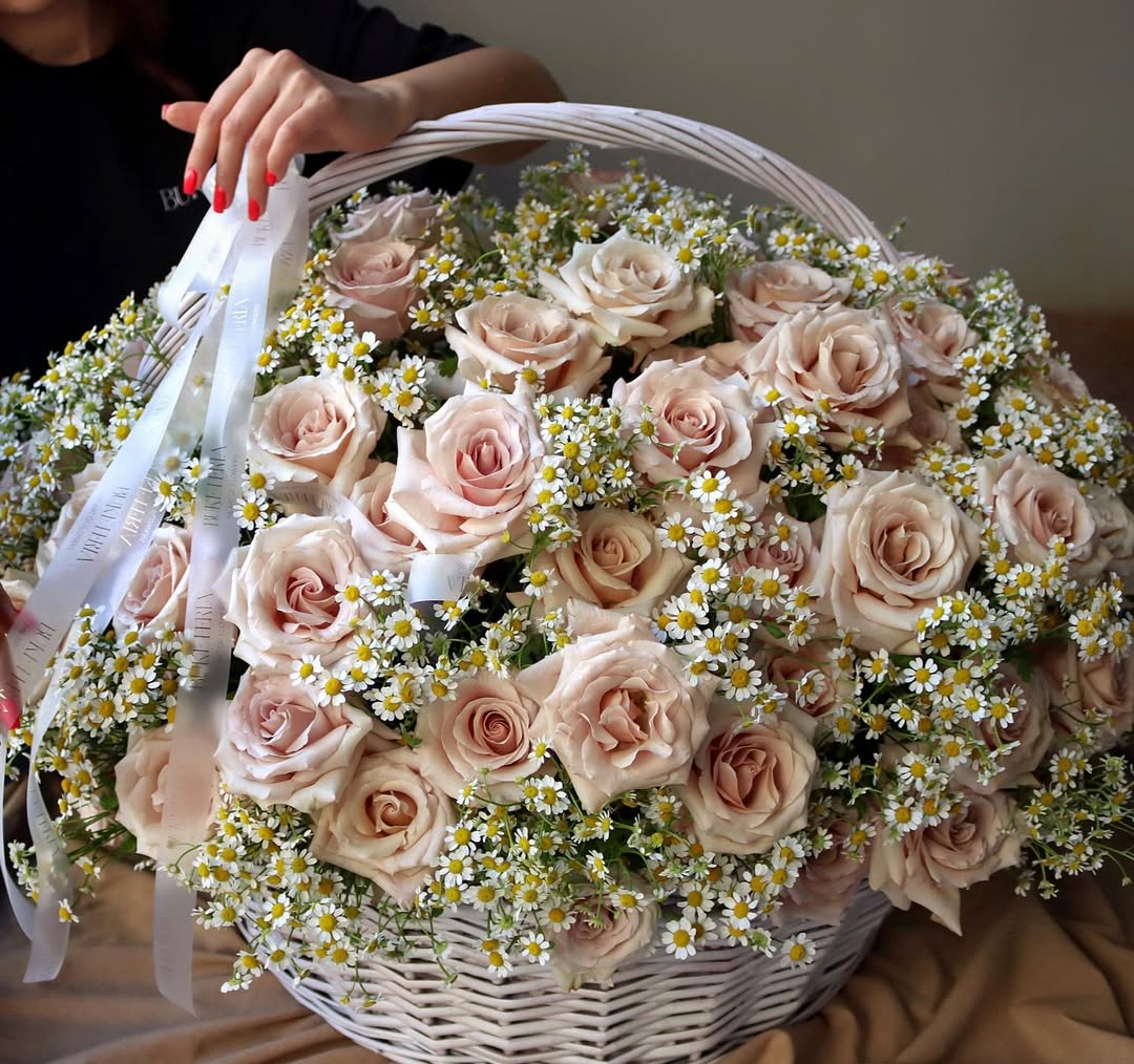 Flower Basket "Florence"