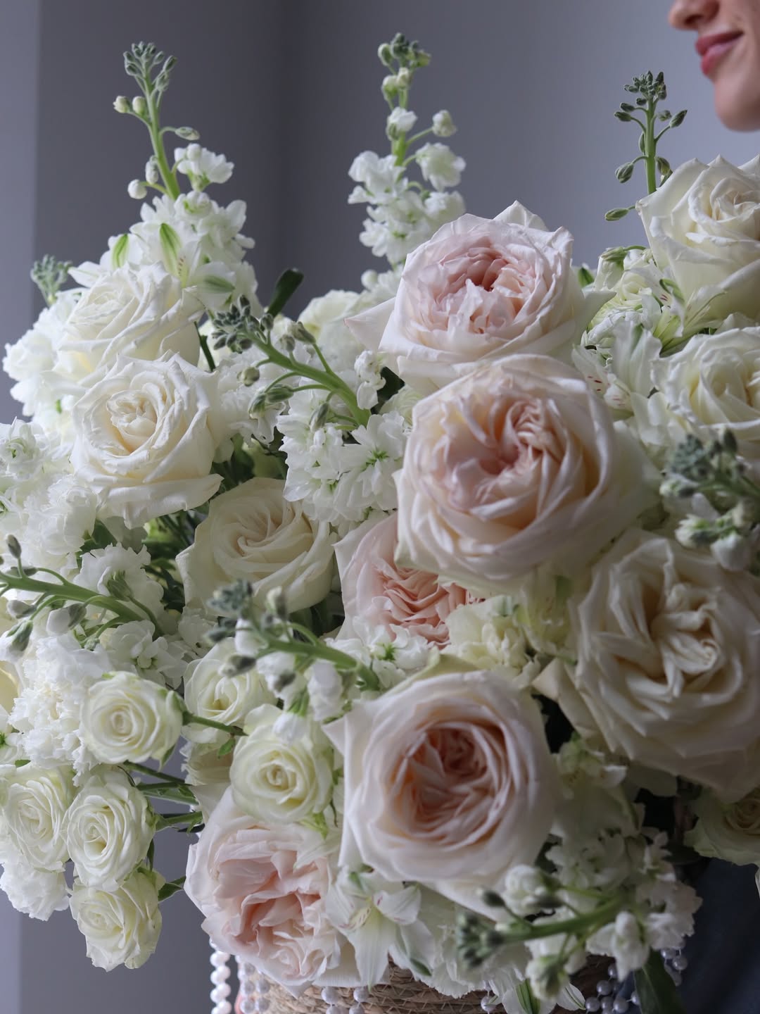 Flower Basket "Elizabeth"