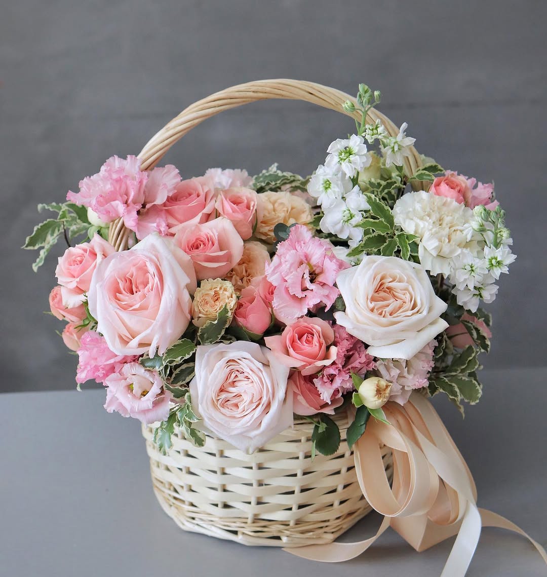 Flower Basket "Garden of Love"